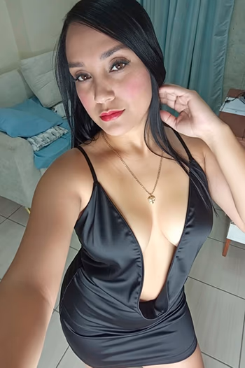 Ragazza Escort Adelora