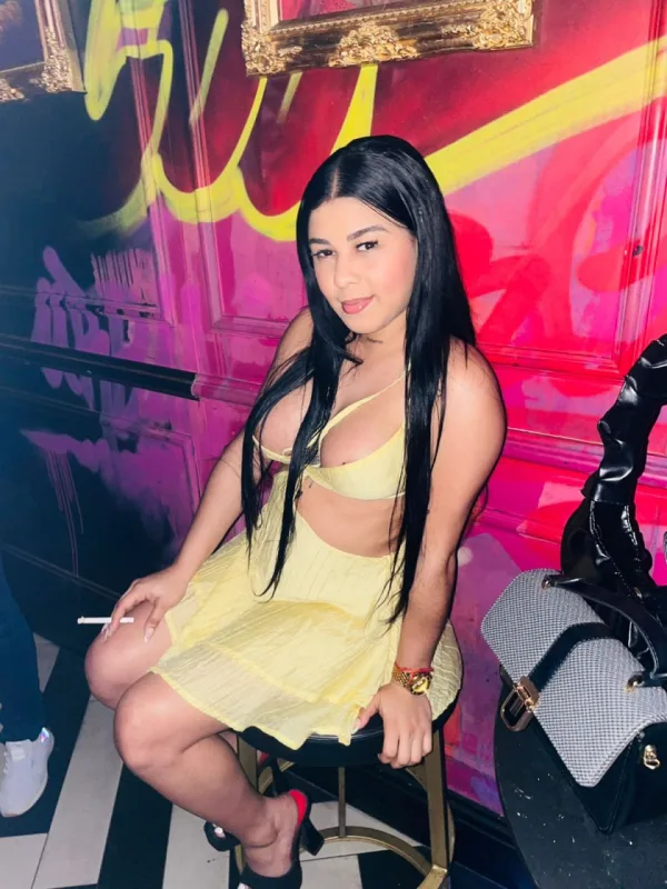 Fille Escort Esmeralda